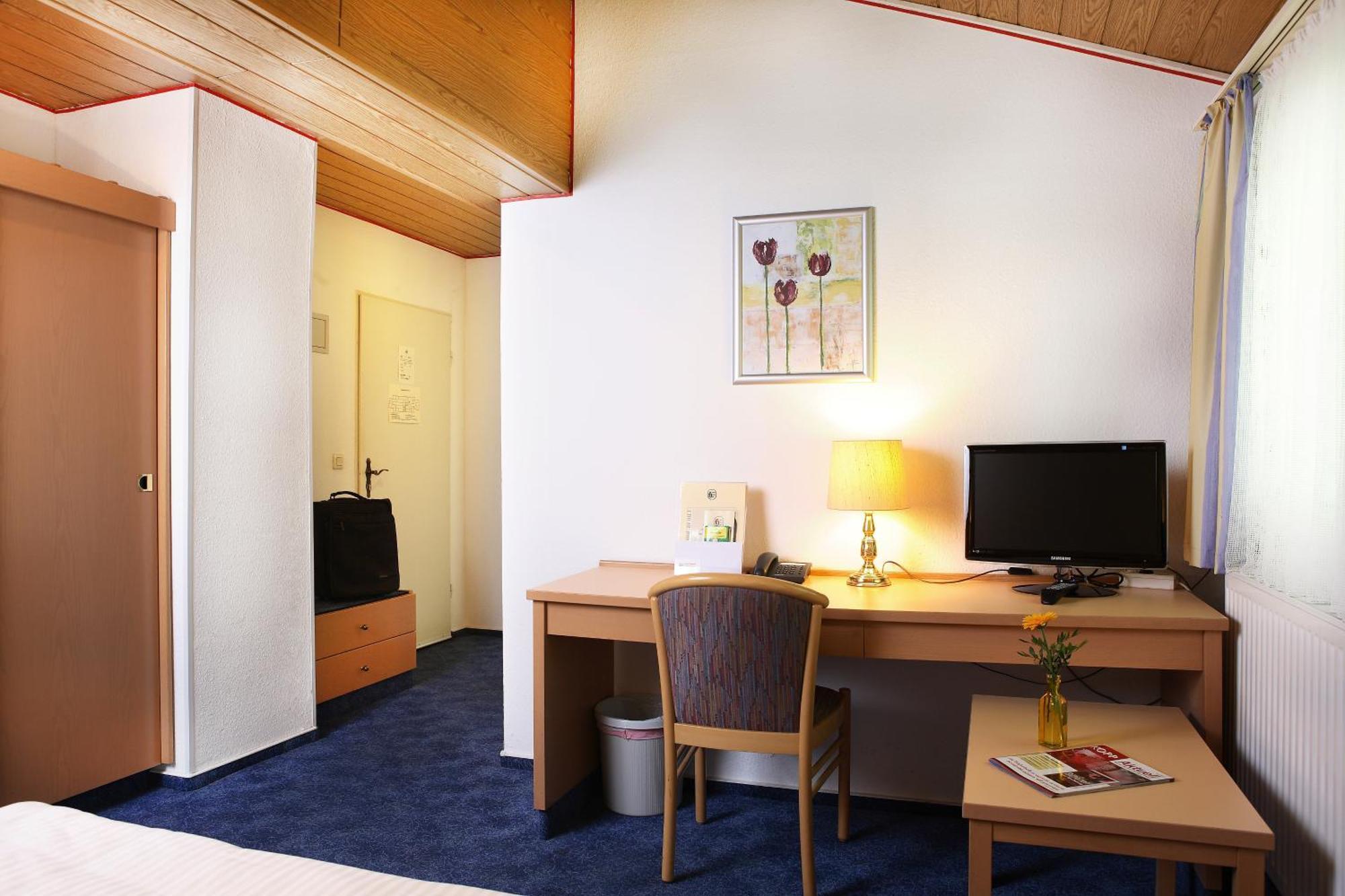 Hotel Harsshof Salzgitter Exterior photo